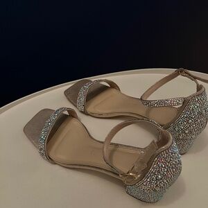 Dress Lady Couture dazzle rhinestone gold sandals